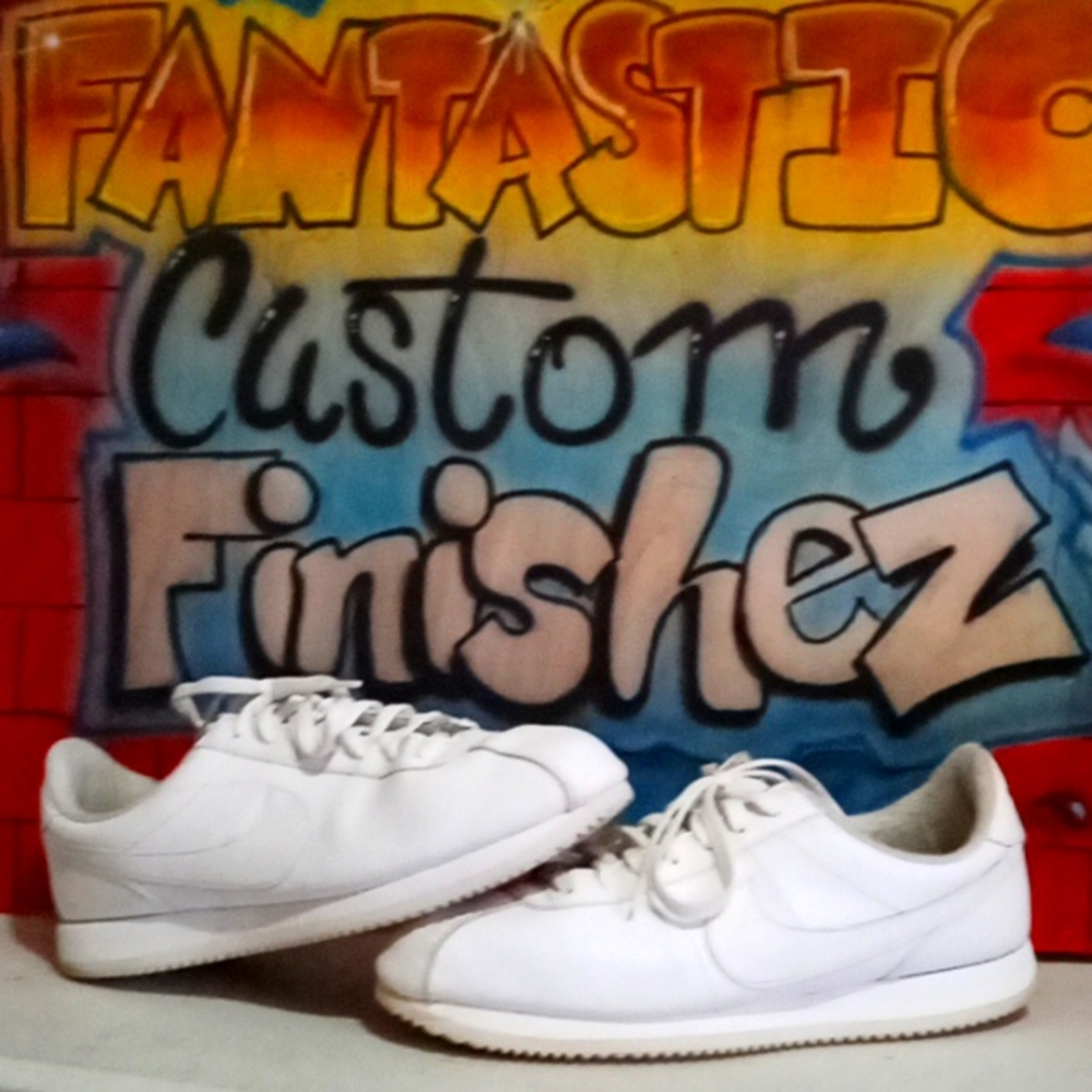Low top Cortez,.. cleaned and ready for wear,......